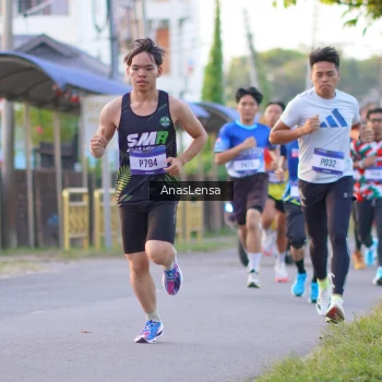 Runner Photo 3453727