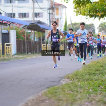 Runner Photo 3453729