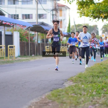 Runner Photo 3453730