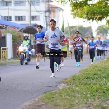 Runner Photo 3453736