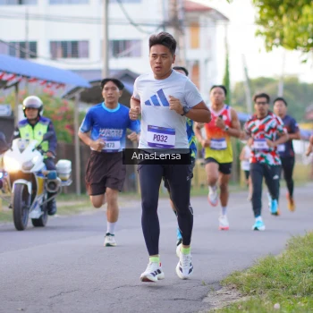 Runner Photo 3453743