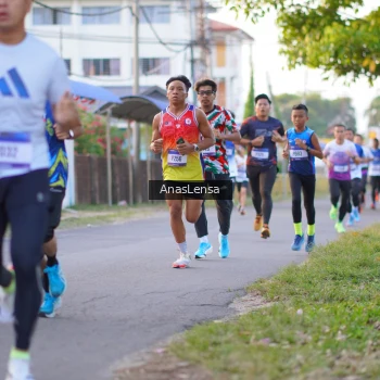 Runner Photo 3453747