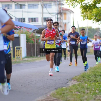 Runner Photo 3453748