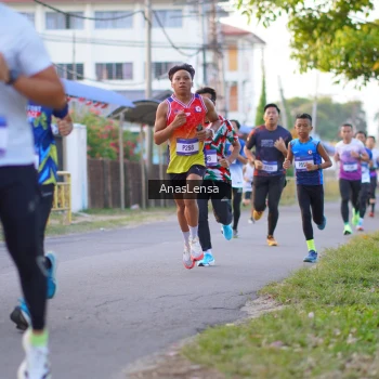 Runner Photo 3453749