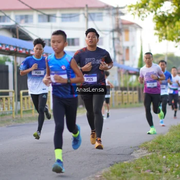 Runner Photo 3453767