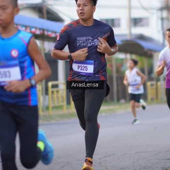 Runner Photo 3453777