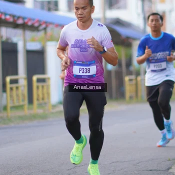 Runner Photo 3453786