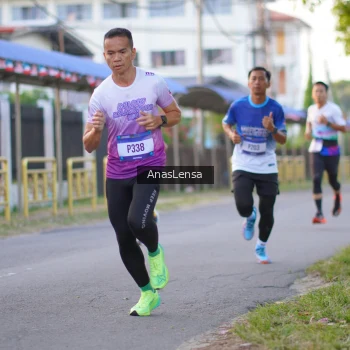 Runner Photo 3453795