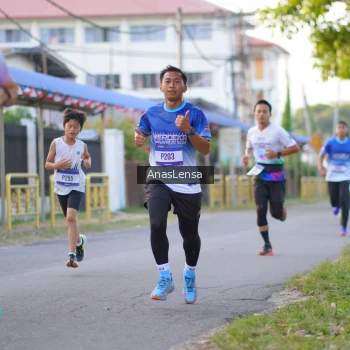 Runner Photo 3453797