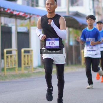 Runner Photo 3453852