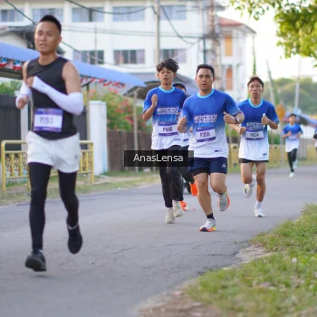 Runner Photo 3453855