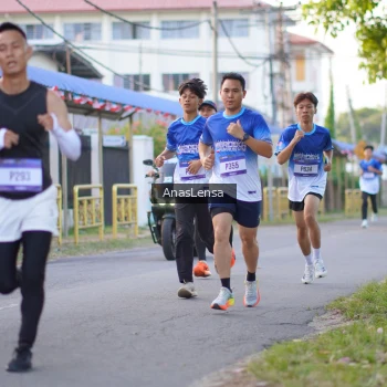Runner Photo 3453856