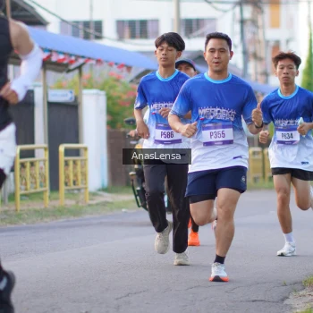 Runner Photo 3453864