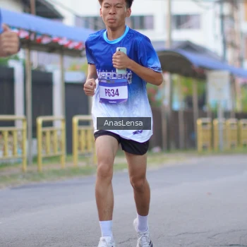 Runner Photo 3453881