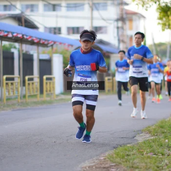 Runner Photo 3453897