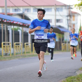 Runner Photo 3453901