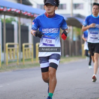 Runner Photo 3453904