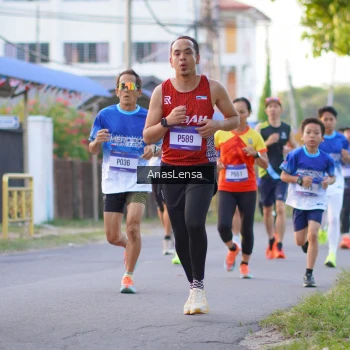 Runner Photo 3453908