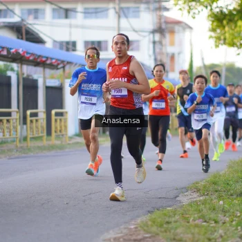 Runner Photo 3453929