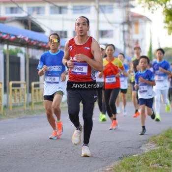 Runner Photo 3453933