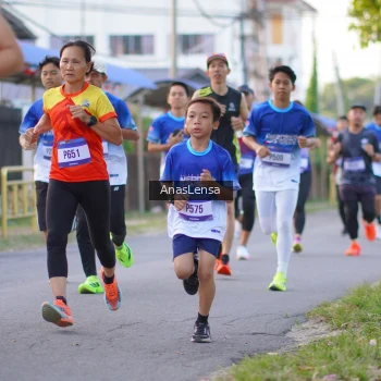 Runner Photo 3453935