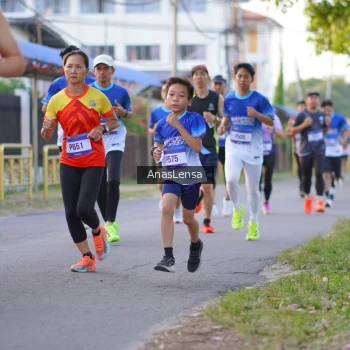 Runner Photo 3453937