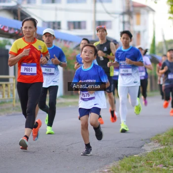 Runner Photo 3453940