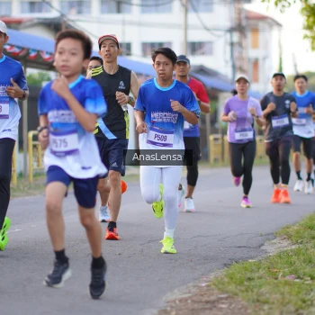 Runner Photo 3453941