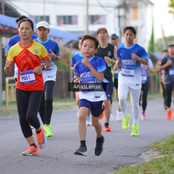 Runner Photo 3453944