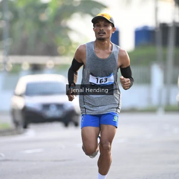 Runner Photo 3453971