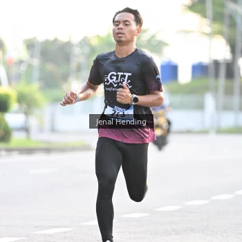 Runner Photo 3453983