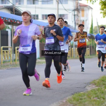 Runner Photo 3454012