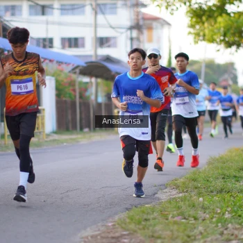 Runner Photo 3454137