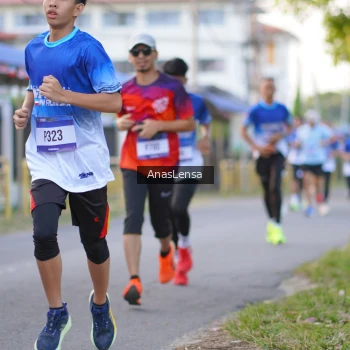 Runner Photo 3454214