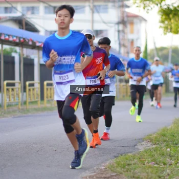 Runner Photo 3454218