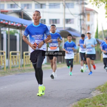 Runner Photo 3454289