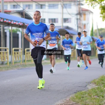 Runner Photo 3454299