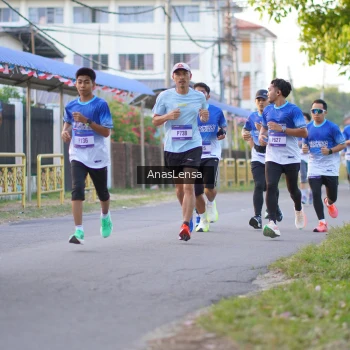 Runner Photo 3454355