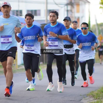 Runner Photo 3454421