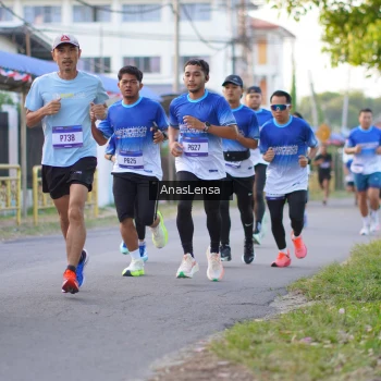 Runner Photo 3454424