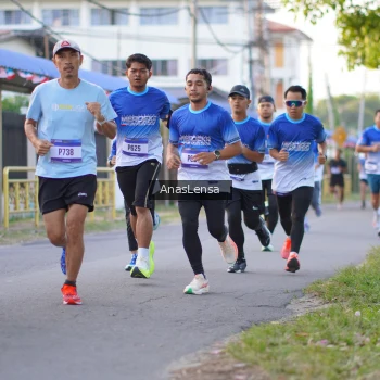 Runner Photo 3454426
