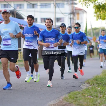 Runner Photo 3454489