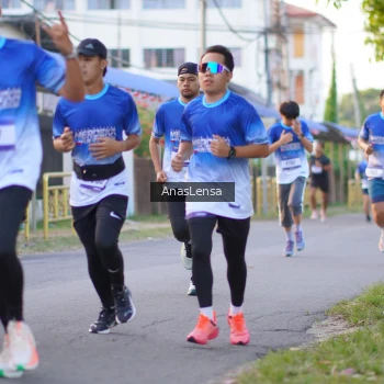 Runner Photo 3454535