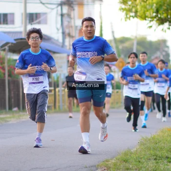 Runner Photo 3454570