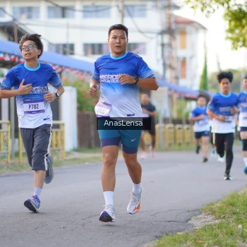 Runner Photo 3454600