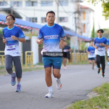 Runner Photo 3454631