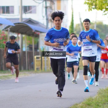 Runner Photo 3454634