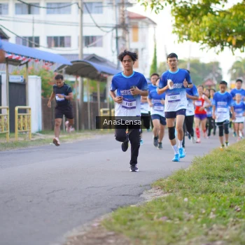 Runner Photo 3454638