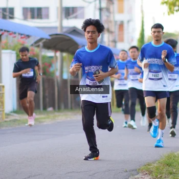 Runner Photo 3454657