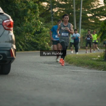 Runner Photo 3454676